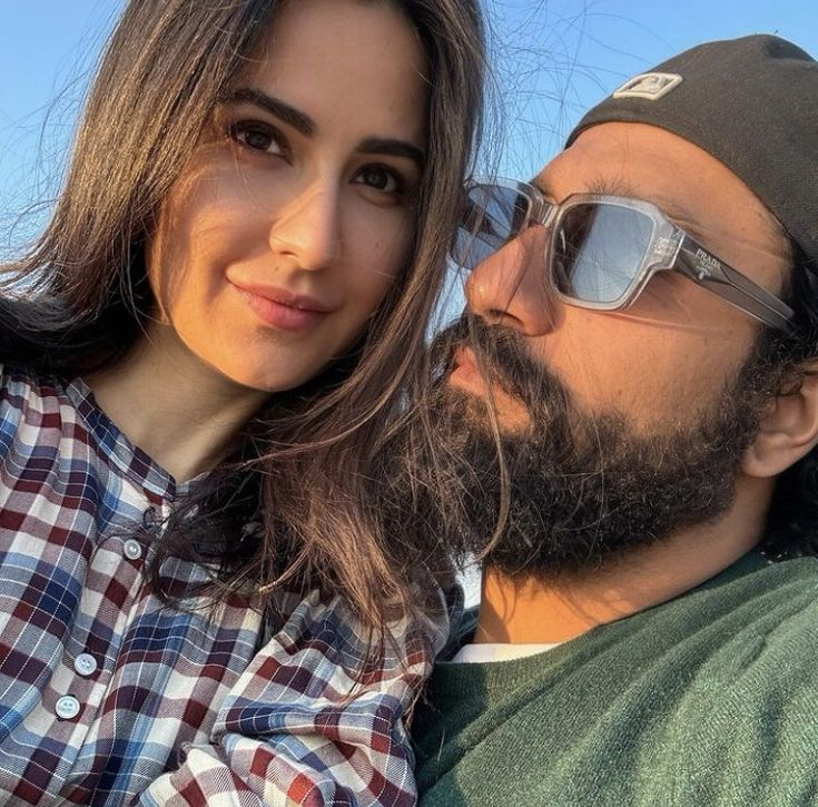 Katrina Kaif-Vicky Kaushal: कैटरीना कैफ की प्रेग्नेंसी पर लगी मुहर, विक्की कौशल ने दे दिया हिंट