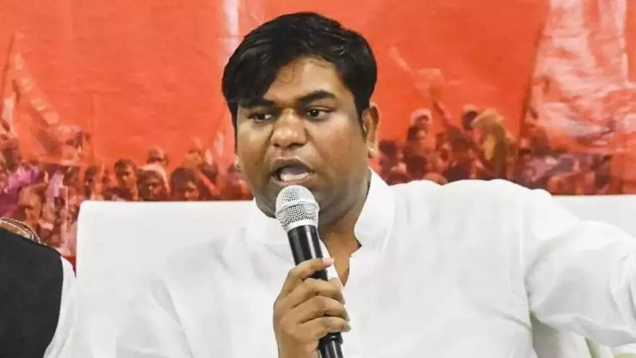 Mukesh Sahani refuse to contest in Election: ‘बस डिप्टी CM बनना…’ मुकेश सहनी ने आखिरी मिनट में लिया यू-टर्न, चुनाव लड़ने से किया इंकार, मचा बवाल Mukesh Sahani refuse to contest in Election: ‘बस डिप्टी CM बनना…’ मुकेश सहनी ने आखिरी मिनट में लिया यू-टर्न, चुनाव लड़ने से किया इंकार, मचा बवाल