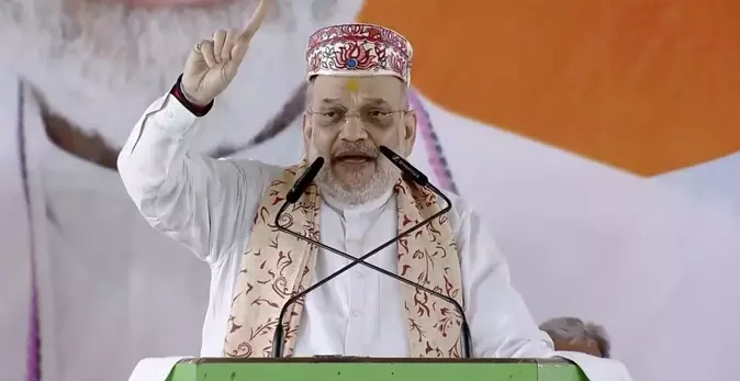 Amit Shah Bihar Visit: दरभंगा की धरती पर मैथिली ठाकुर के लिए वोट मांगने पहुंचे अमित शाह! लालू यादव को दी खुली चुनौती Amit Shah Bihar Visit: दरभंगा की धरती पर मैथिली ठाकुर के लिए वोट मांगने पहुंचे अमित शाह! लालू यादव को दी खुली चुनौती