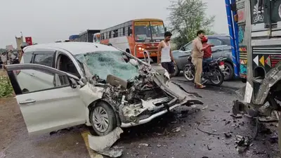 Barabanki Road Accident: बाराबंकी भीषण सड़क हादसा: ट्रक -अर्टिगा भिड़ंत में कार सवार सभी आठ लोगों की मौत…दो और ने ट्रामा सेंटर में तोड़ा दम