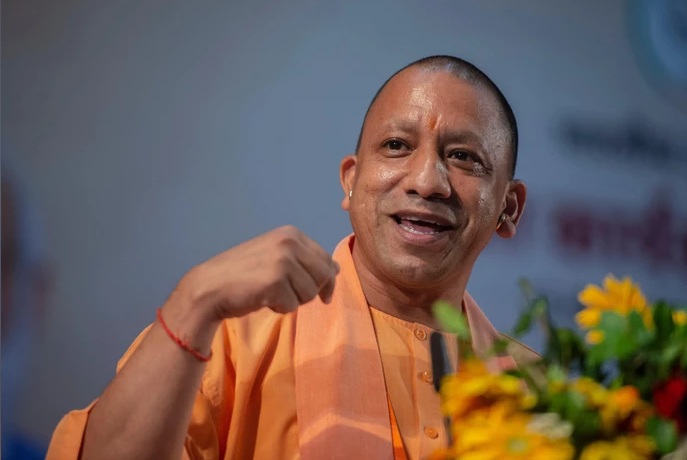 Vande Mataram: UP के हर स्कूल में राष्ट्रगीत ‘वंदे मातरम’ अनिवार्य, CM योगी आदित्यनाथ का बड़ा फैसला