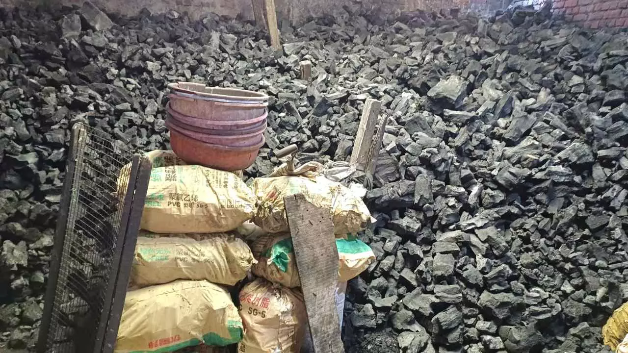हापुड़ के कारोबारियों की बढ़ी चिंता, कोयले की कीमतों में 20 से 25 फीसदी उछाल