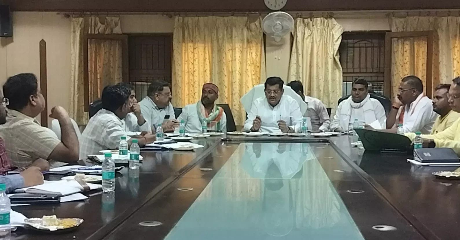 स्मार्ट मीटर मुद्दे पर बड़ा एक्शन: बांदा में तुरंत समाधान के आदेश