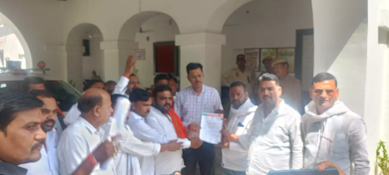 Jalaun News: जालौन नगर पालिका में गड़बड़ी का मामला गरमाया, जांच की मांग तेज