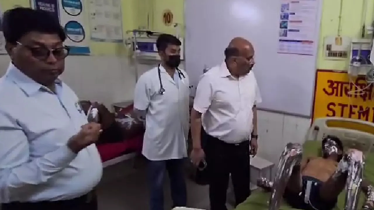 Raebareli News:सिलेंडर लीकेज से घर में लगी भीषण आग,परिवार के 9 सदस्य गंभीर रूप से घायल