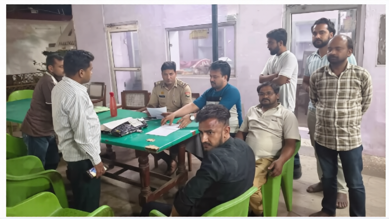 Aligarh News: अलीगढ़ मेडिकल कॉलेज में बवाल, जूनियर डॉक्टरों की हड़ताल से इलाज प्रभावित