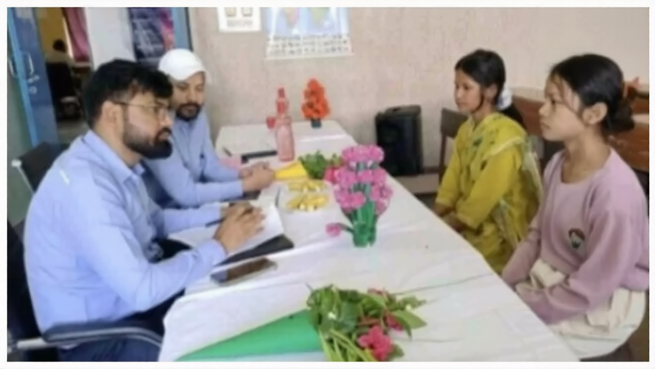 Lakhimpur Kheri News: सोनहा एकलव्य विद्यालय के 43 छात्रों को टाटा मोटर्स में मिला मौका, जॉब फेयर बना उम्मीदों का मंच