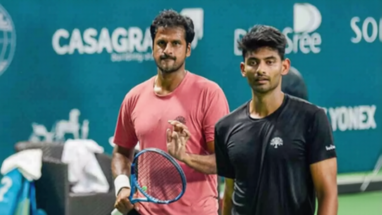 SM Krishna Memorial Open 2026: बेंगलुरु में आदिल कल्याणपुर और मुकुंद शशिकुमार का कमाल, जीता पहला एटीपी चैलेंजर डबल्स टाइटल