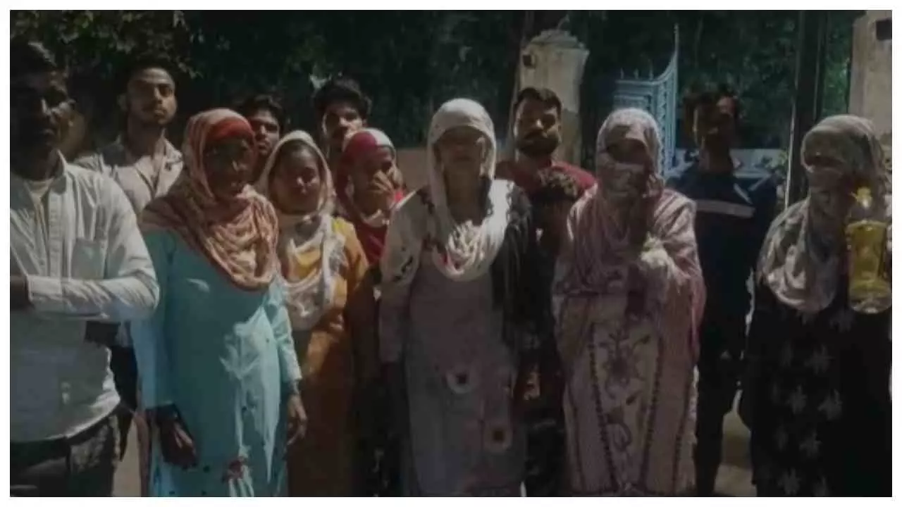 Aligarh News: अलीगढ़ में 600 रुपये के विवाद में ऑटो चालक की पीट-पीटकर हत्या