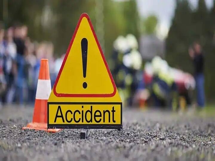 Sonbhadra News: रॉबर्ट्सगंज में तेज रफ्तार ट्रक ने छीनी युवक की जिंदगी, घर में पसरा मातम