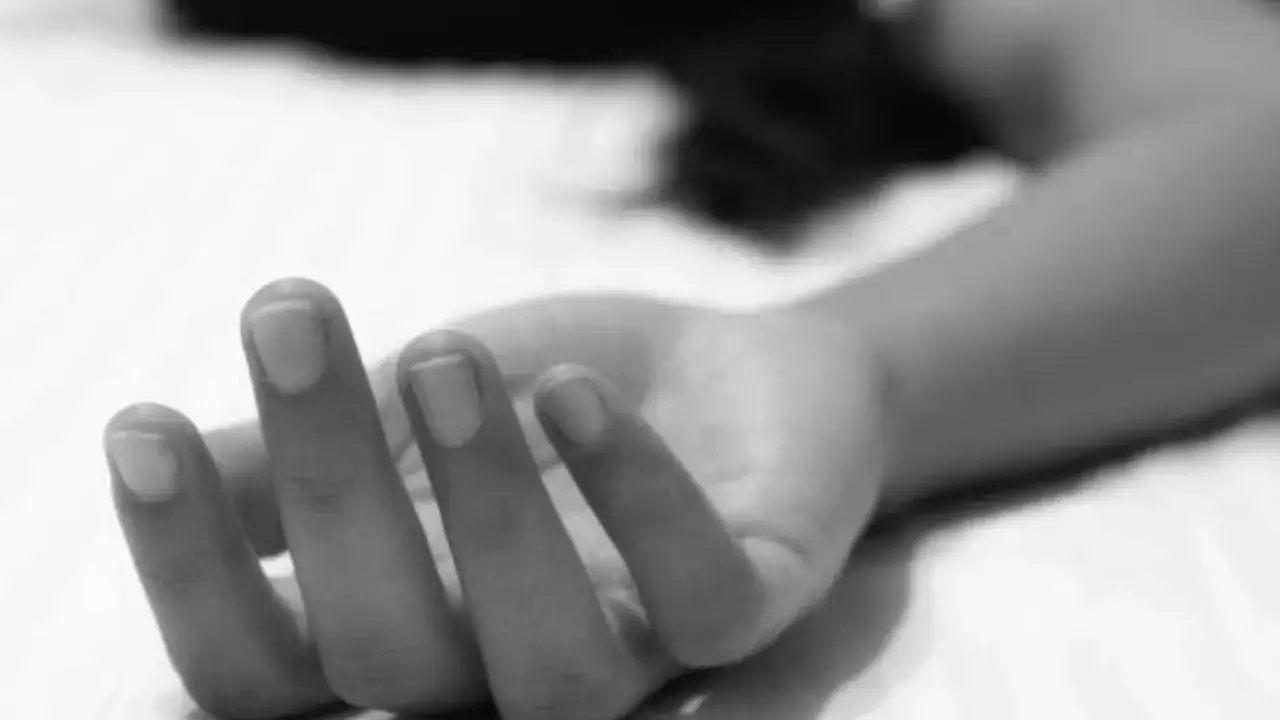 Ghaziabad Hotel Death Case: गाजियाबाद के होटल में 18 वर्षीय युवती का शव मिलने से हड़कंप, जांच में जुटी पुलिस
