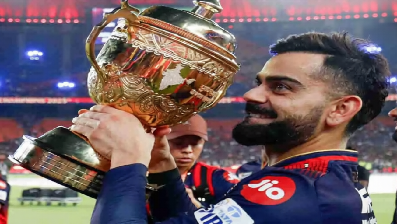 Virat Kohli : RCB की जीत पर भावुक हुए विराट कोहली, सोशल मीडिया पोस्ट ने जीता फैंस का दिल Virat Kohli : RCB की जीत पर भावुक हुए विराट कोहली, सोशल मीडिया पोस्ट ने जीता फैंस का दिल