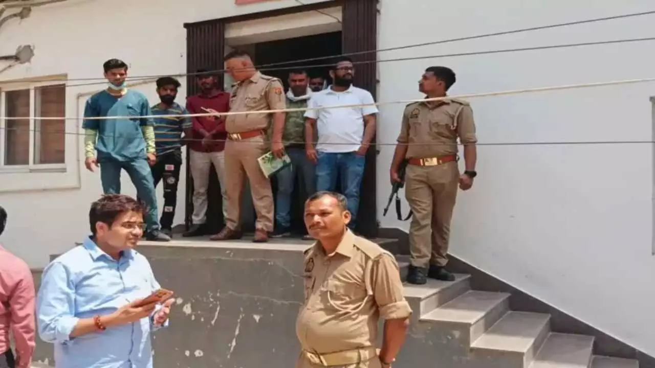 Varanasi News: सारनाथ में नर्सिंग छात्रा की संदिग्ध मौत, बॉयज हॉस्टल की सीढ़ियों पर मिला शव