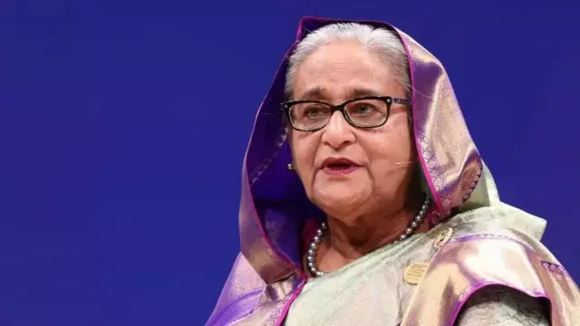 Bangladesh Politics: पूर्व PM शेख हसीना ने वापसी की तारीख बताई, दिसंबर में लौटकर करेंगी सरेंडर Bangladesh Politics: पूर्व PM शेख हसीना ने वापसी की तारीख बताई, दिसंबर में लौटकर करेंगी सरेंडर