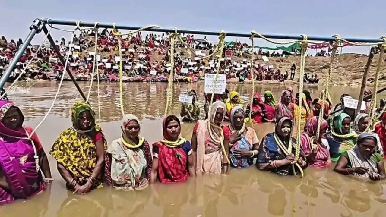 Ken-Betwa Link Project: ‘हार्ट ऑफ इंडिया’ की सबसे स्वच्छ नदियों में शामिल केन पर क्यों हो रहा विरोध? समझें पूरा मामला Ken-Betwa Link Project: ‘हार्ट ऑफ इंडिया’ की सबसे स्वच्छ नदियों में शामिल केन पर क्यों हो रहा विरोध? समझें पूरा मामला