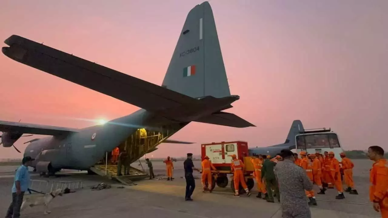 India Send Nepal Flood Relief: नेपाल के लिए भारत ने भेजी 35 टन से ज्यादा राहत सामग्री
