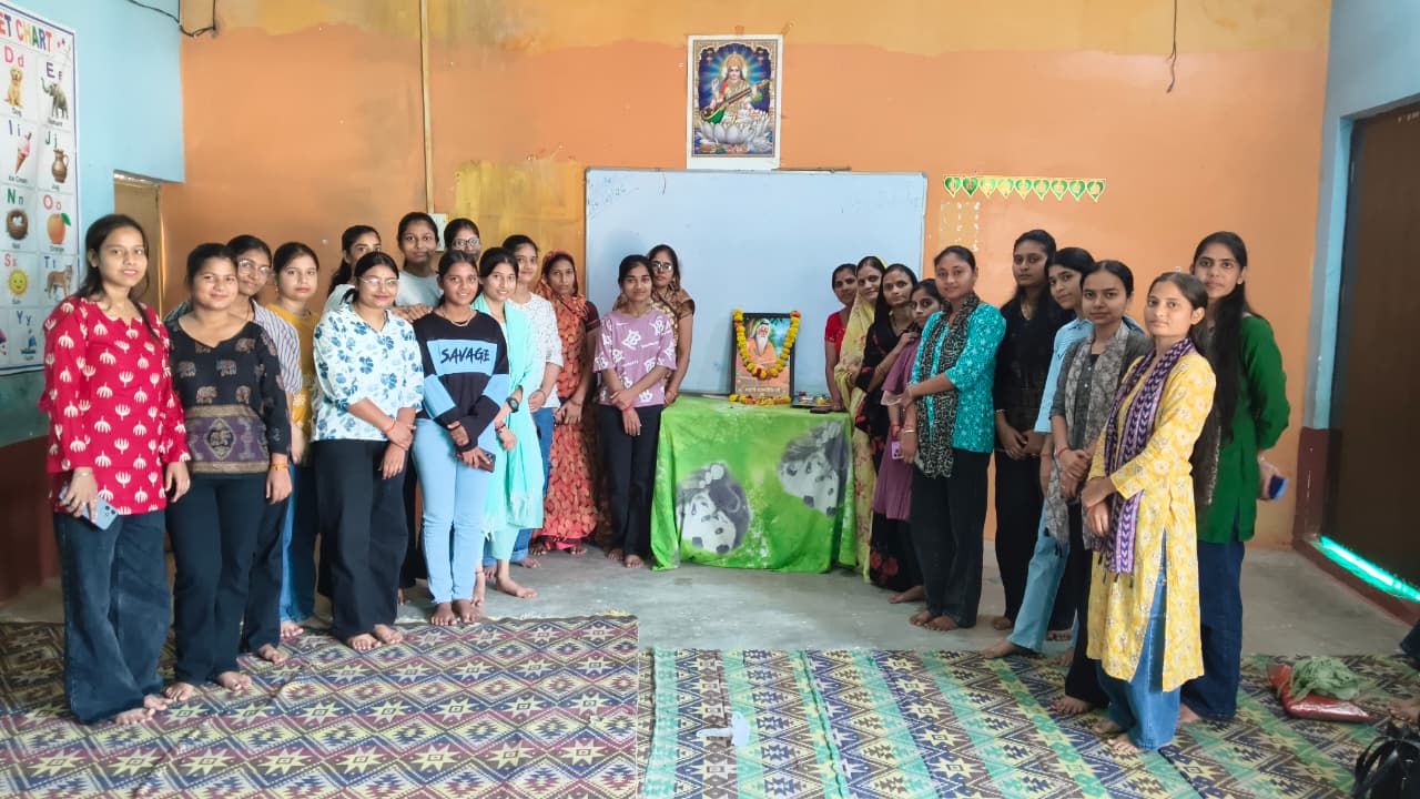 Bhind News: मनीष विद्यापीठ स्कूल में मनाई गई आदिकवि महर्षि बाल्मीकी जी की जयंती !